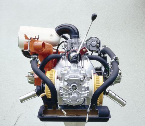 moteur_flat_twin_m35_1970_1.jpg